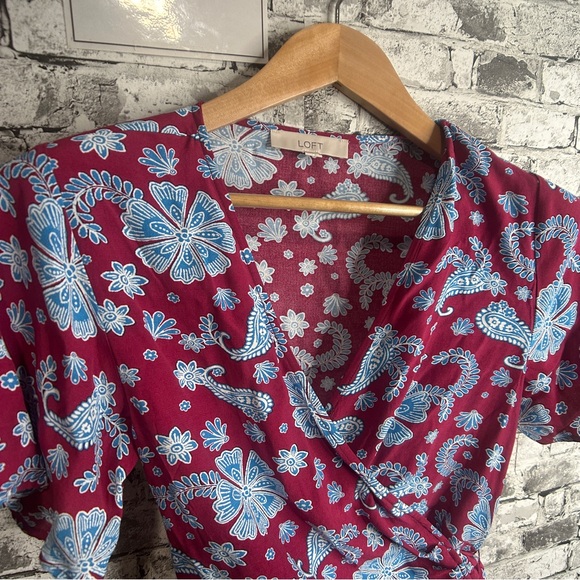 EUC LOFT Burgundy and Blue Floral Wrap Blouse Size Small - Picture 5 of 16